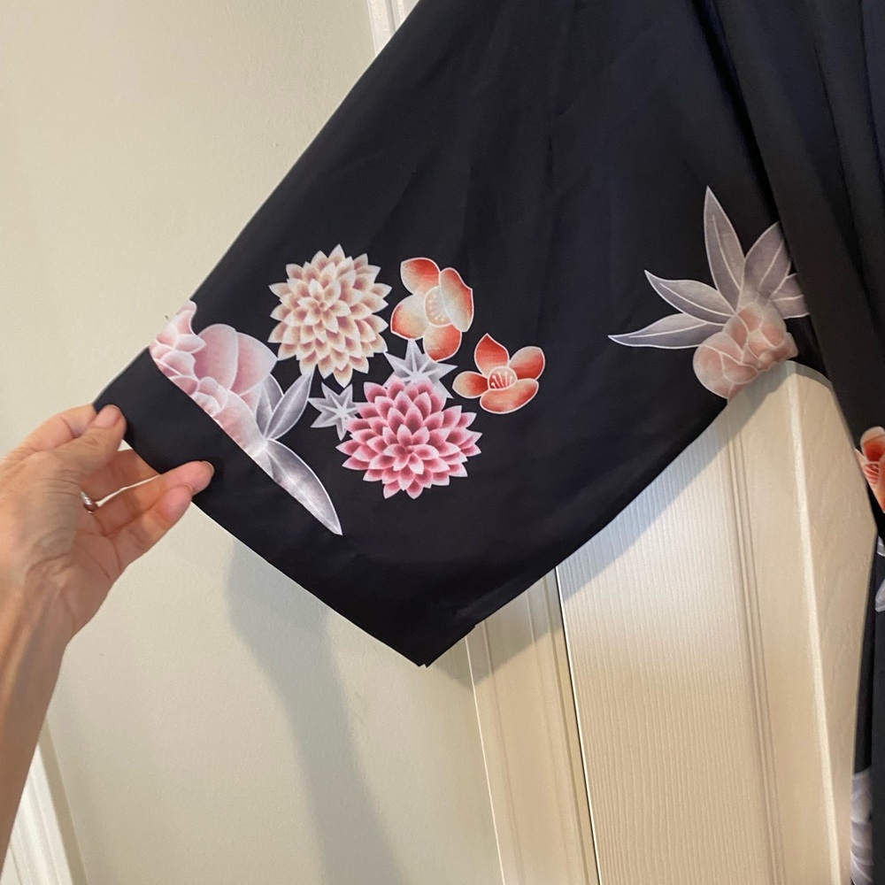 BABEYOND Kimono Robe Cover NWT - Picture 5 of 9